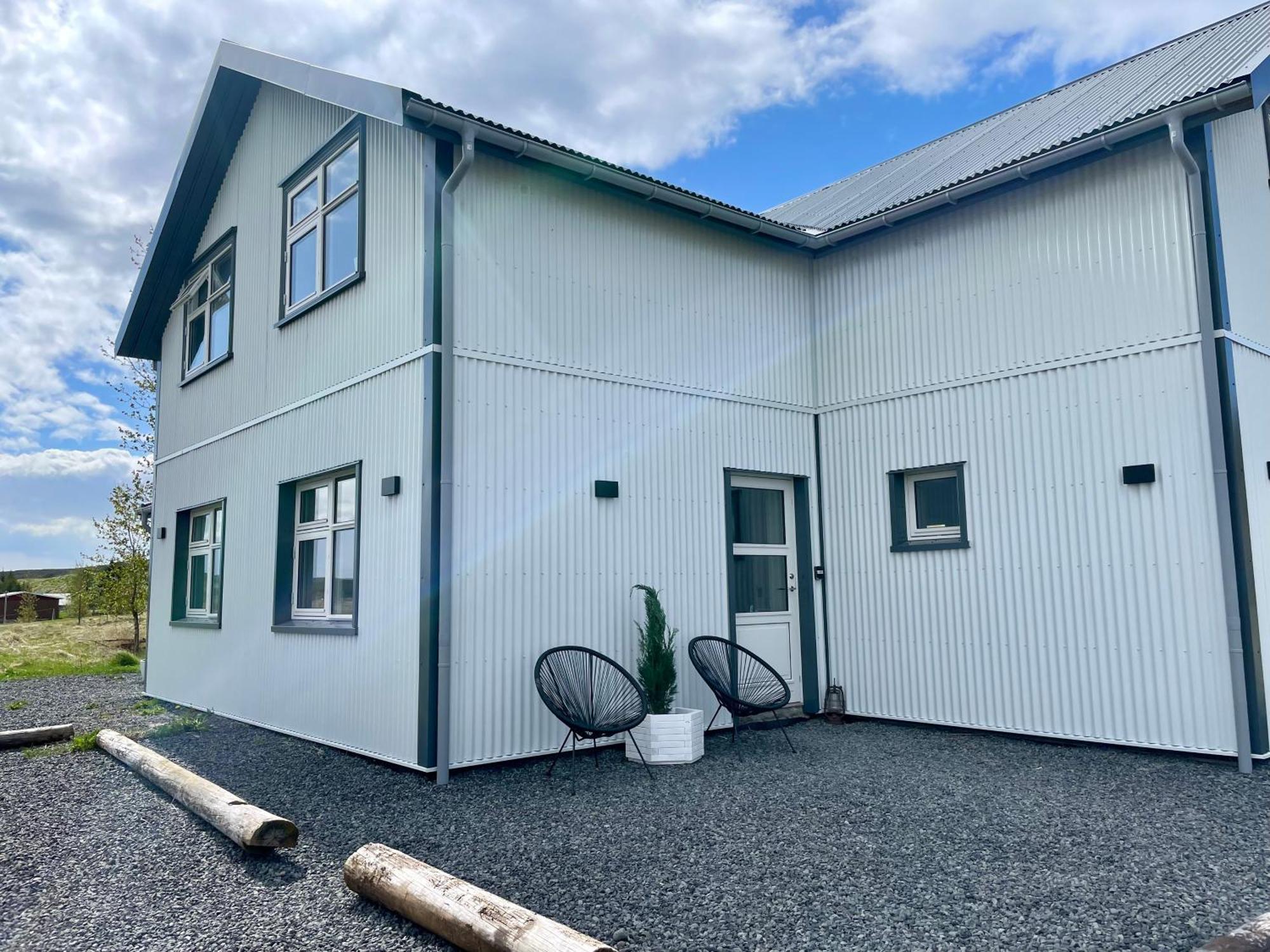 Lindarholl Guesthouse Stori-Bakki Exterior foto