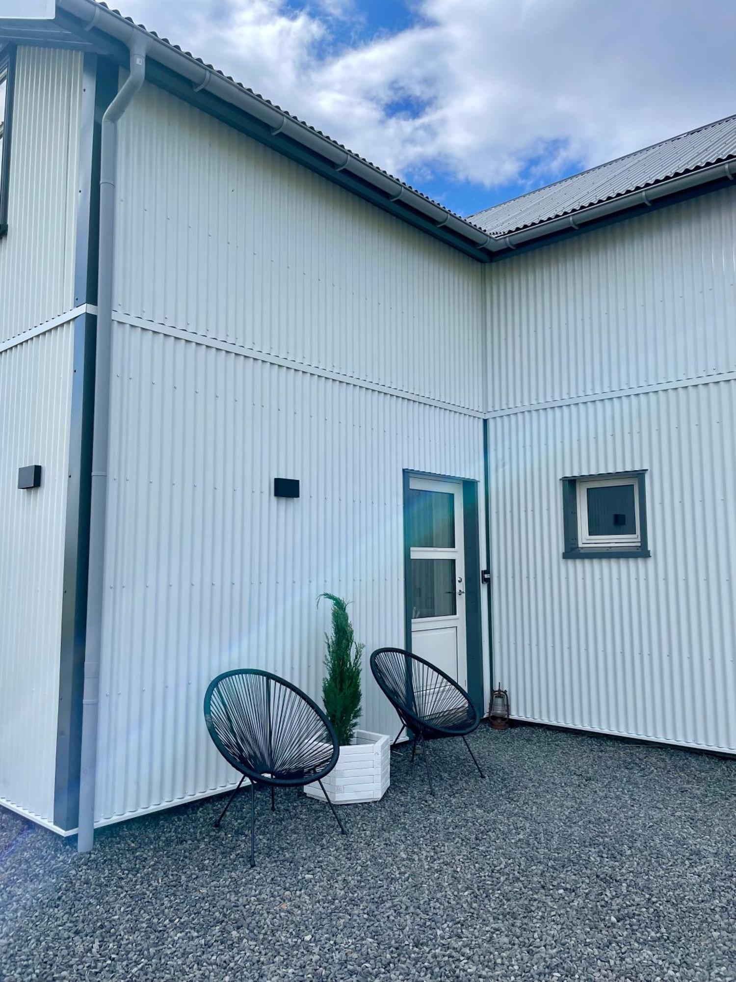 Lindarholl Guesthouse Stori-Bakki Exterior foto